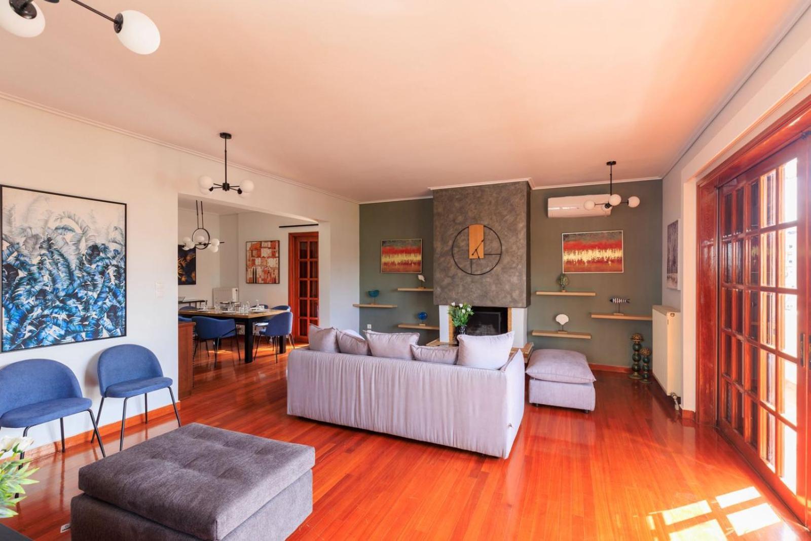 Apartment Aiolos Grand Super Lux Kalamaki Alimos Near The Sea Athens